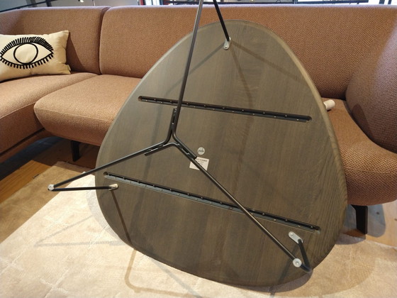 Image 1 of Mesa de centro con trípode Pode