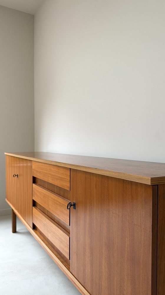Armoire en teck vintage, Buffet bas, Bois, Marron (photo 10 sur 12)