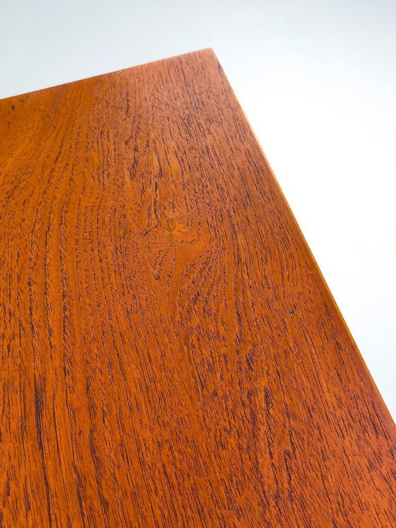 Image 1 of Teakhouten Ry-100 kast van Hans J. Wegner voor Ry Møbler, jaren 60