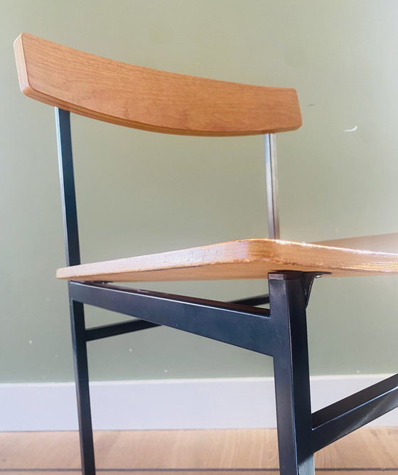 Image 1 of Auping Carelle 552 designstoel 50s - Nero metaal met teak