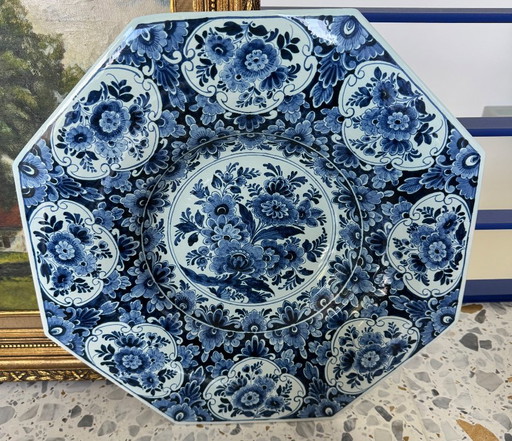 P.B. Delft – Grande piatto ottagonale in ceramica blu di Delft – Dipinto a mano – Circa 1900-1928 – decoratieve objecten