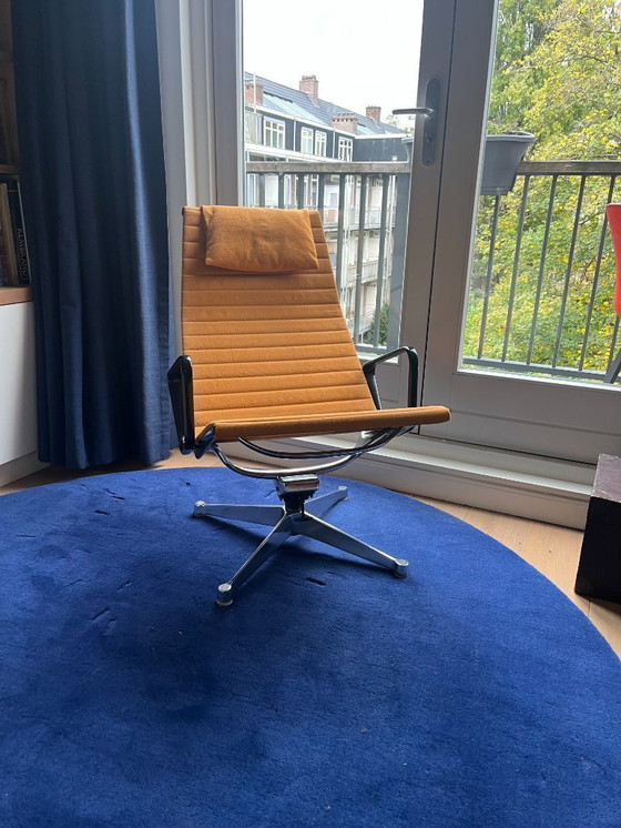 Image 1 of Charles Eames EA 124