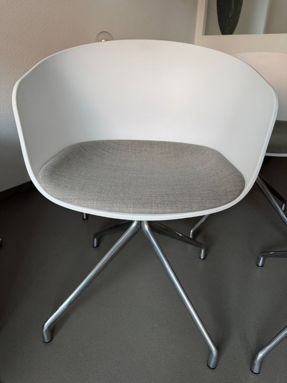 Image 1 of 6 sedie Hay About a Chair AAC 20 – Bianche con 2 cuscini Remix | Alluminio lucidato
