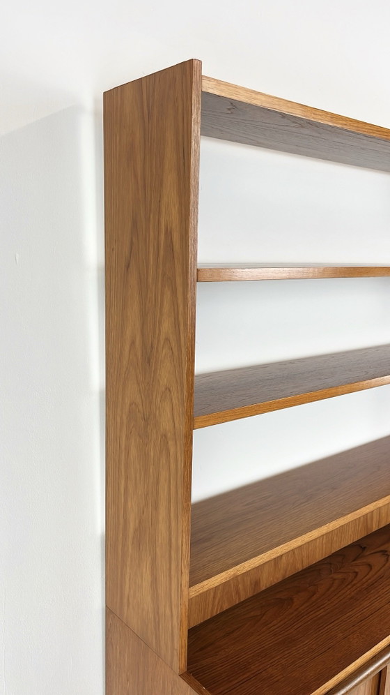 Libreria svedese vintage in impiallacciatura di teak – Librerie, Legno (photo 10 of 18)