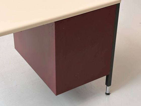 Image 1 of Bigla Schreibtisch aus Stahlrohr mit Metallkorpus, 1970er Jahre