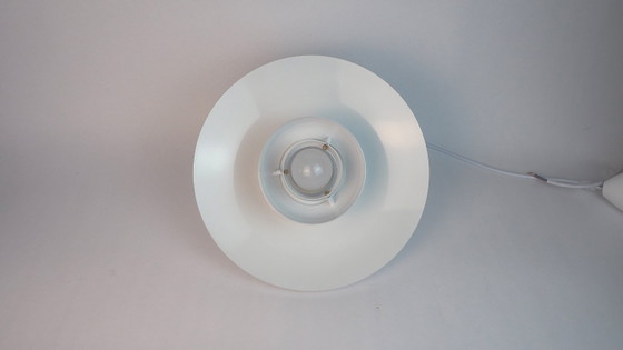 Louis Poulsen PH5 Hue of White – Suspensions, Aluminium, Brass (photo 7 of 8)