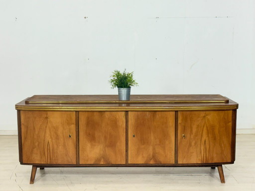 Buffet vintage de luxe – Buffet style milieu du siècle avec détails dorés et bois précieux