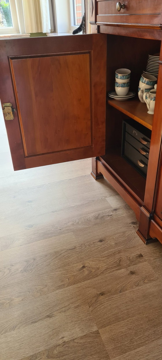 Image 1 of Aparador de cerezo