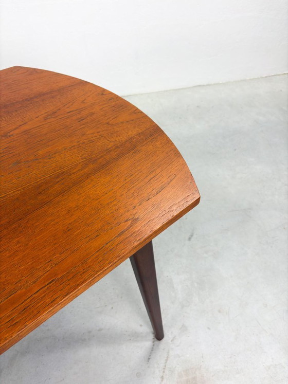 Round Milan Dining Table by Louis van Teeffelen – Wood (photo 18 of 19)