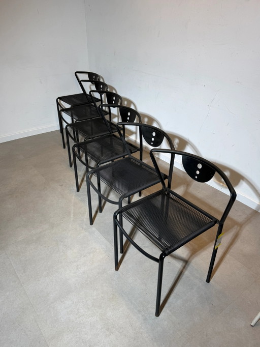 Giandomenico Belotti
Juego de seis sillas de comedor 'Spaghetti'
Italia, años 70 – eetkamerstoelen, Wood