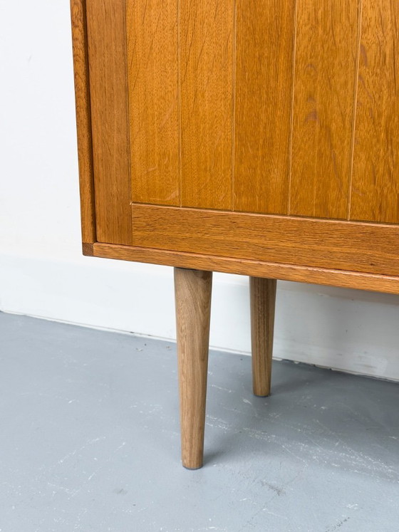 Image 1 of Buffet danois en chêne de Brouer, années 1960