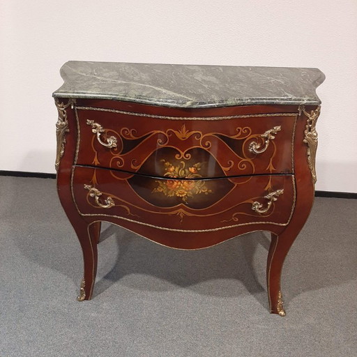 Commode bombée de style Louis XV français avec plateau en marbre