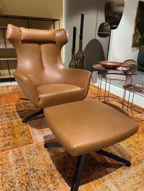 Design on Stock Nosto fauteuil met poef