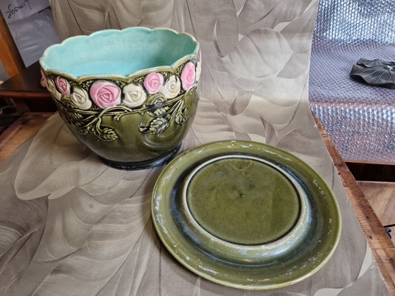 Image 1 of Set Antique jardiniere