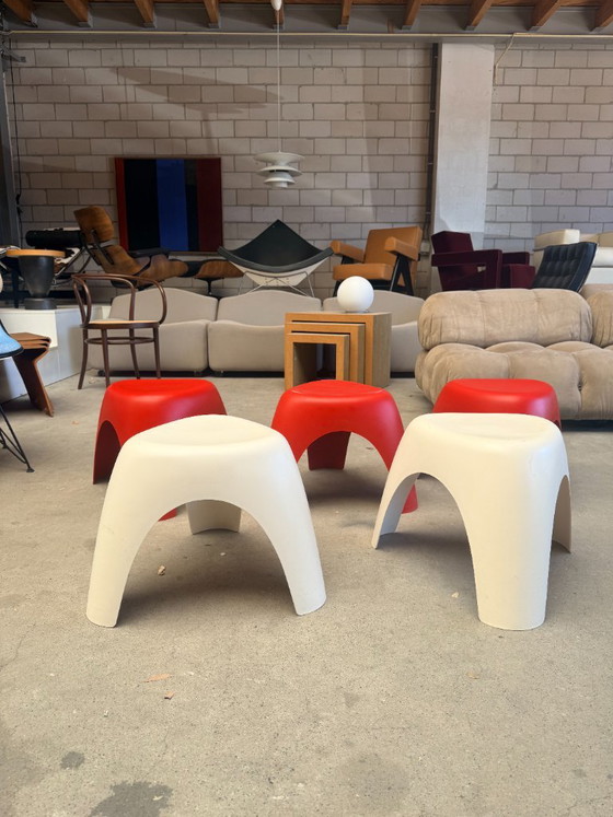 Sgabello Vitra Elephant di Sori Yanagi (disponibilità: 5) – Sgabelli, Plastic (photo 4 of 22)