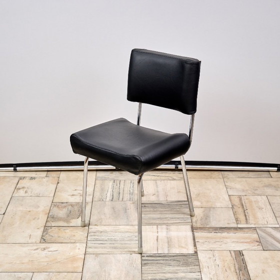 Image 1 of Sedia vintage in pelle con gambe cromate, anni '70, Cecoslovacchia