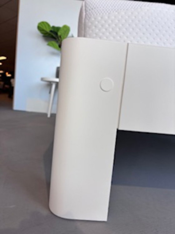 Image 1 of Bed Auping Auronde 1000