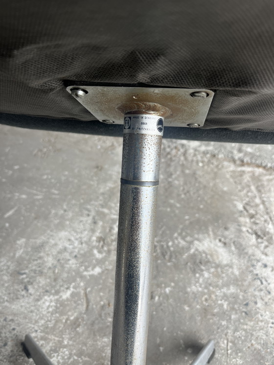 Image 1 of Fritz Hansen FH3605 swivel chair with high backrest – 1970s