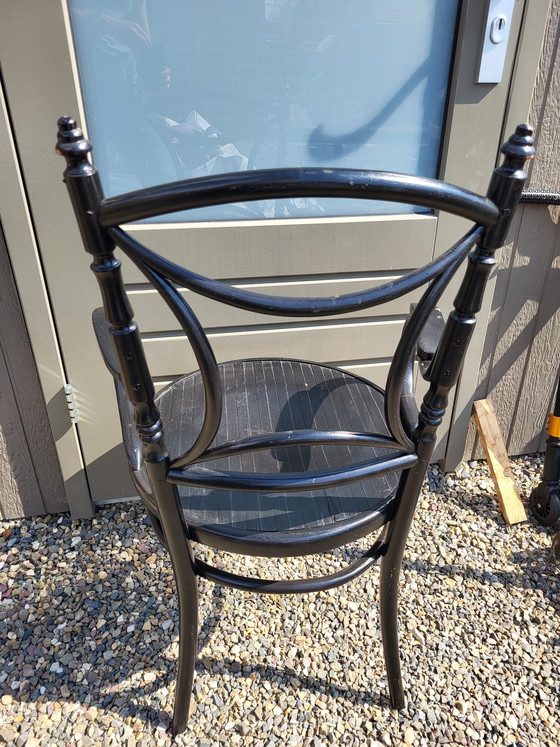 Image 1 of Thonet Mundus armstoel J & J Kohn