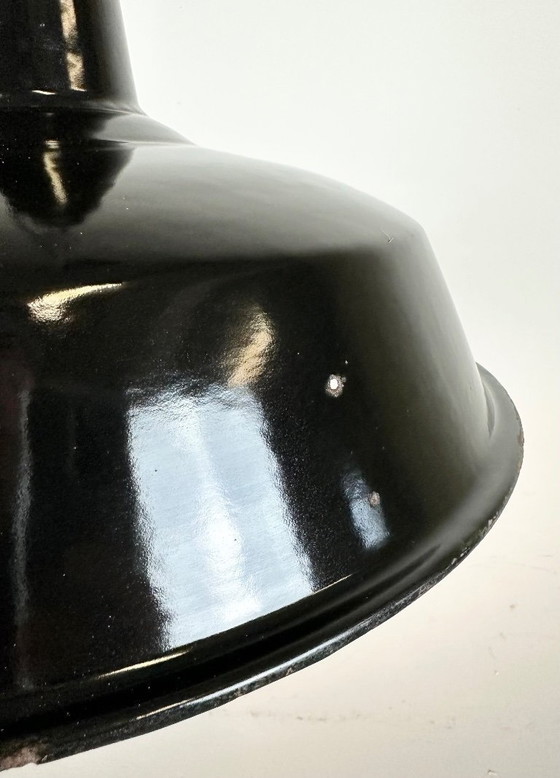 Image 1 of Lampada a sospensione industriale in smalto nero di Reluma, anni '50