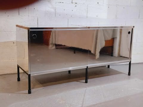 Emblematisch ARP dressoir van Pierre Guariche voor Minvielle 1960