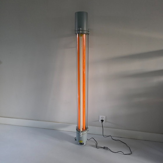 Image 1 of Funky lampada industriale DDR – VEB Leuchtenbau Wittenberg con luce arancione