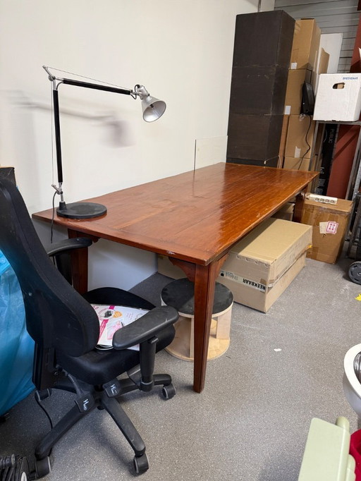 Walnut dining table 6-8 people