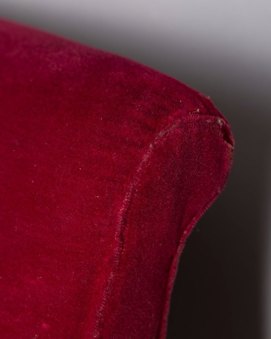 Image 1 of Divano vintage anni '50 in velluto rosso, design italiano.