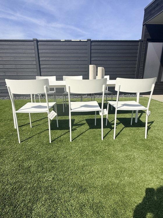 Image 1 of August Vincent van Duysen tuinset NIEUW tafel en 6 stoelen