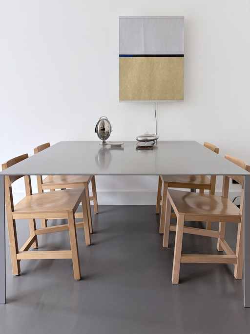 Originele 'Less' tafel Jean Nouvel (140x140)