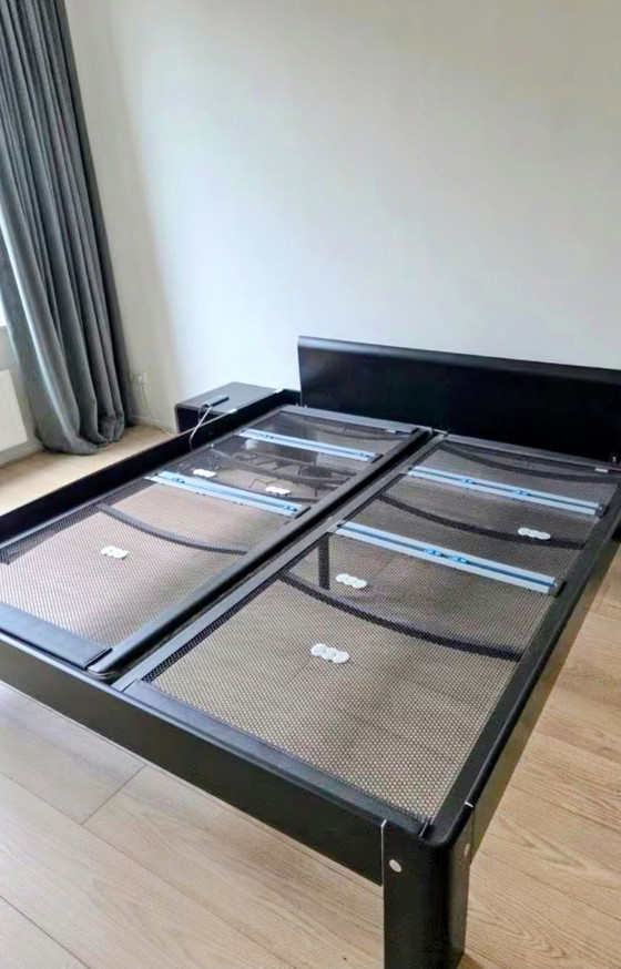 Image 1 of Auping auronde zwart