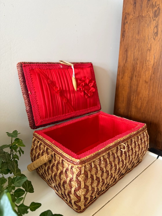 Vintage wicker storage basket – Decorative Objects, Wood (photo 4 of 6)