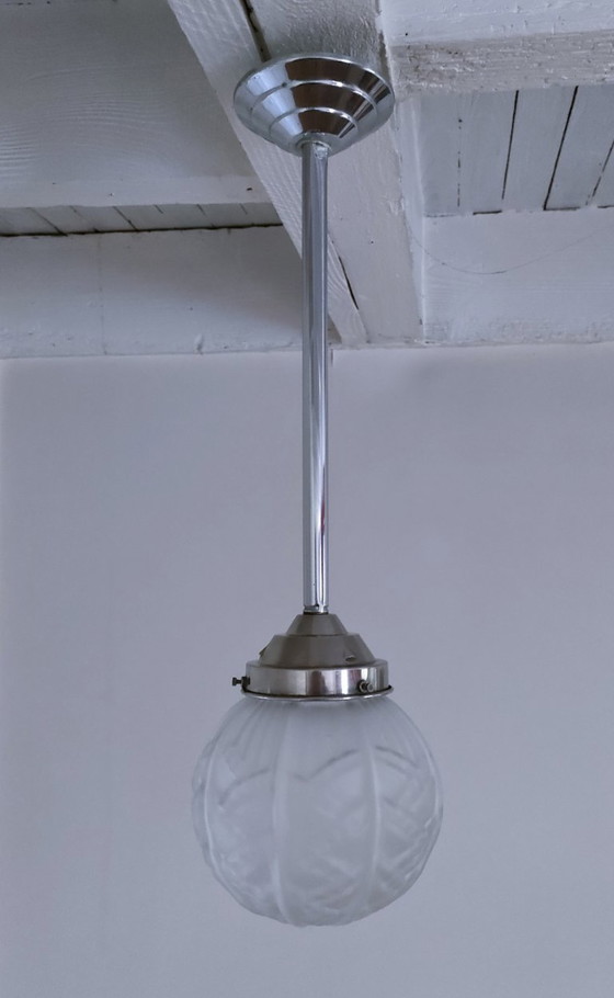 Image 1 of suspension art déco globe verre monture métal chromé