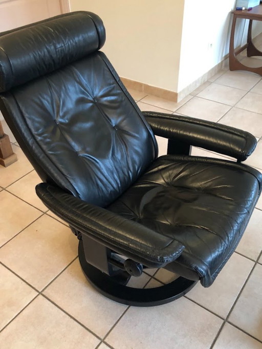 Silla Stressless Ekornes con reposapiés