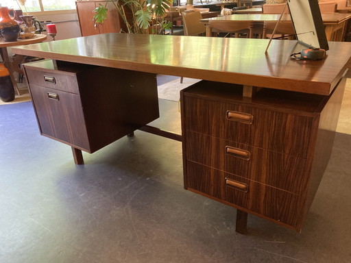 Directie bureau palissander van Fristho in zeer goede staat