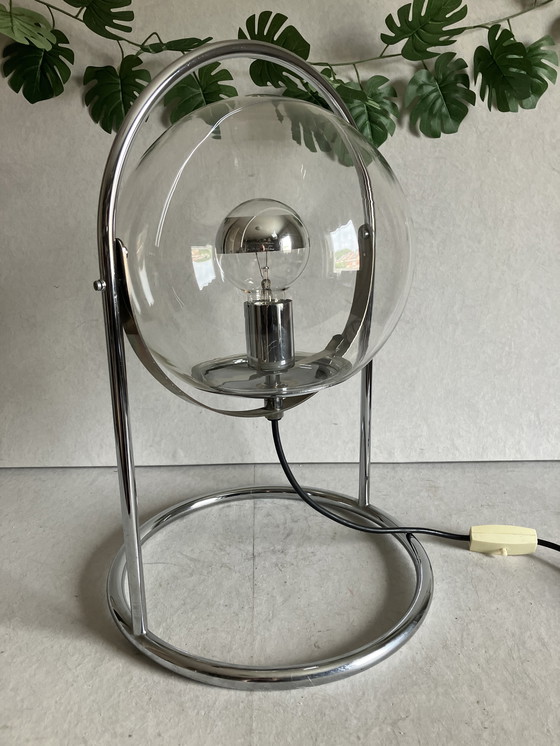 Image 1 of Lampada da tavolo Space Age Ball in vetro e metallo, anni '70 Staff