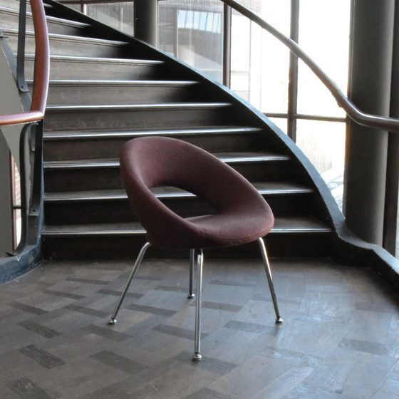 Image 1 of 4 Artifort Nina chairs