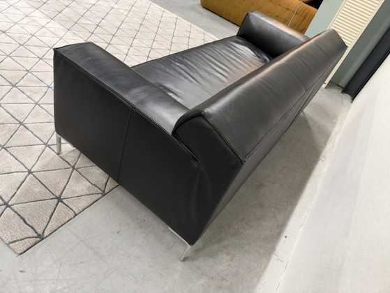 Design on Stock Bloq 3-Sitzer schwarzes Leder, 3-5 Sitzer Sofas (Foto 8 von 9)