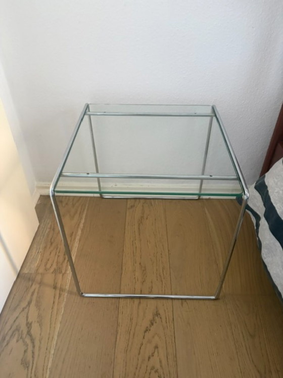 Marcel T – Cassina, Side tables, Glass (photo 2 of 5)