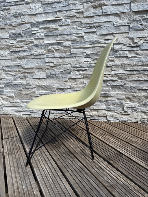LSR EAMES HERMAN MILLER no VITRA KNOLL MCM