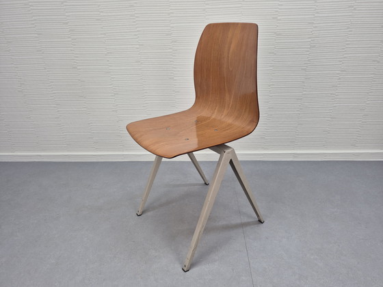 Image 1 of Galvanitas s22. Vintage schoolstoel, stapelbaar.