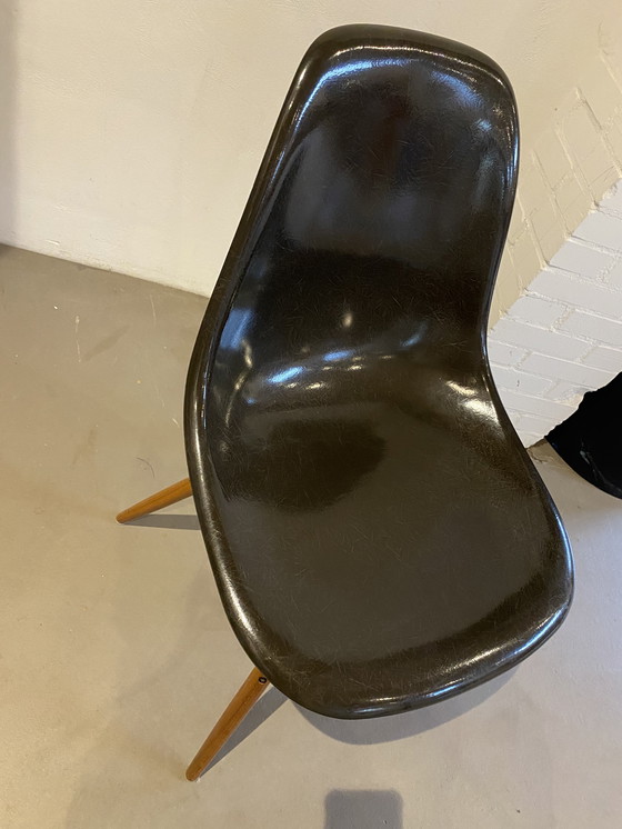 Image 1 of Fauteuil baquet en fibre de verre Eameses Herman Miller