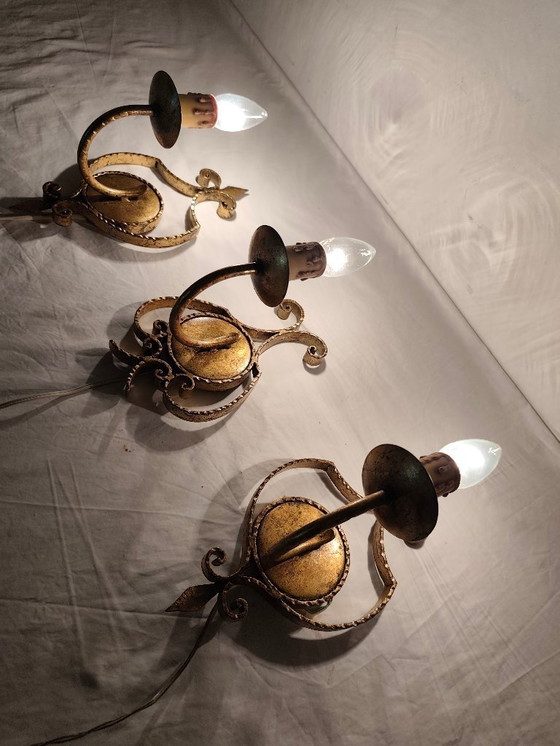 Image 1 of Apliques de hierro forjado y pan de oro. España, años 60.