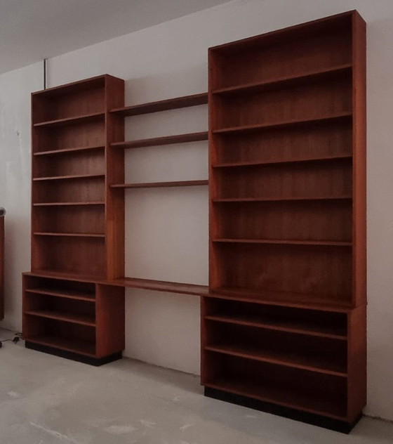 Image 1 of Librería de mediados de siglo