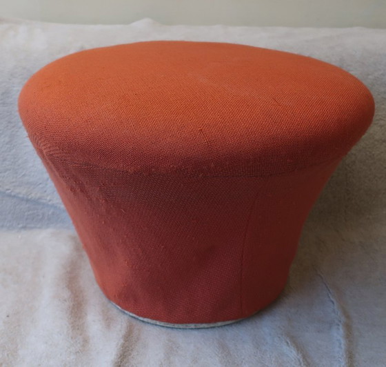 Image 1 of Pierre Paulin Hocker