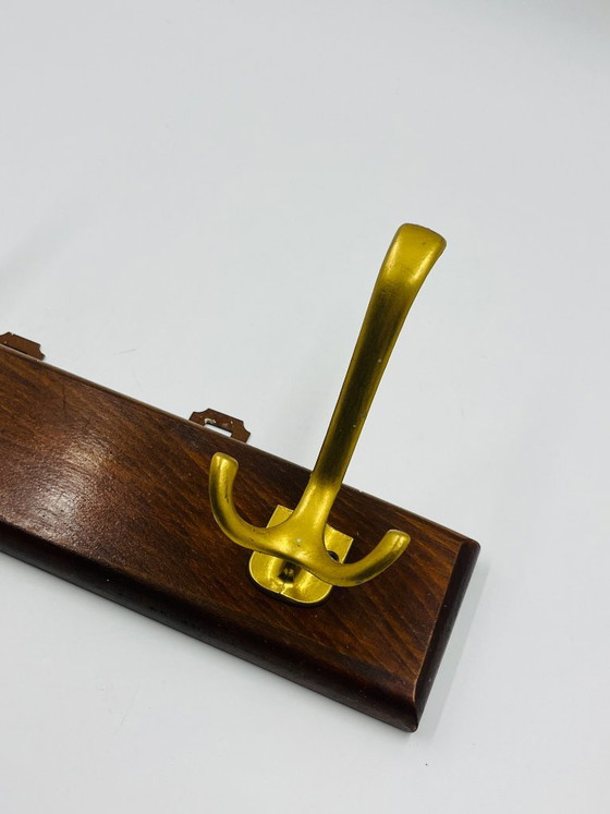 Appendiabiti da parete Mid-Century in ottone e legno, Marrone (foto 4 di 9)