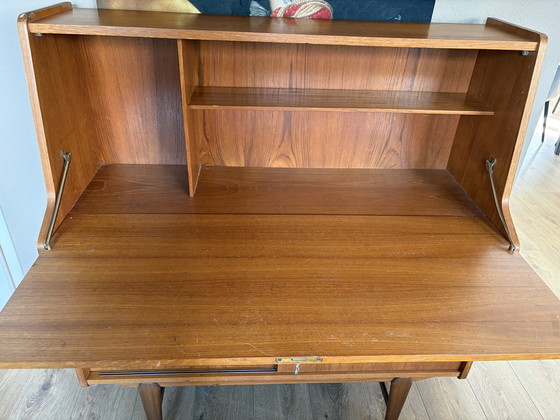 Image 1 of secrétaire vintage milieu du siècle