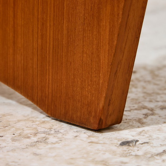 Image 1 of MK10985 Table basse en teck restaurée