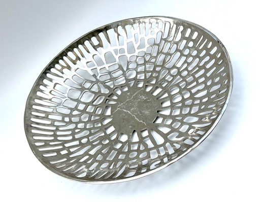 Decoratieve metalen schaal / fruitschaal – NU H.P. Design