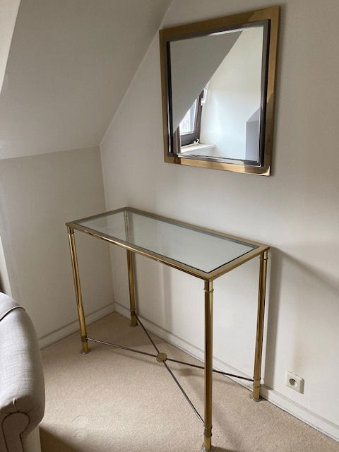 Table boudoir vintage avec miroir